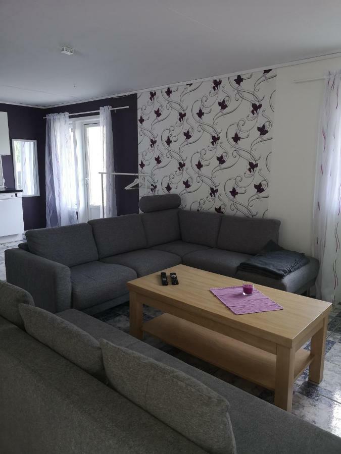 Dada Apartment Hjelmeland Buitenkant foto