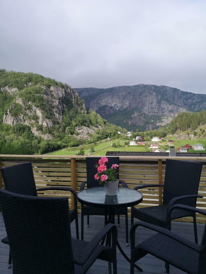 Dada Apartment Hjelmeland Buitenkant foto
